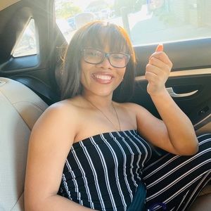 Meet your Posher, Sian